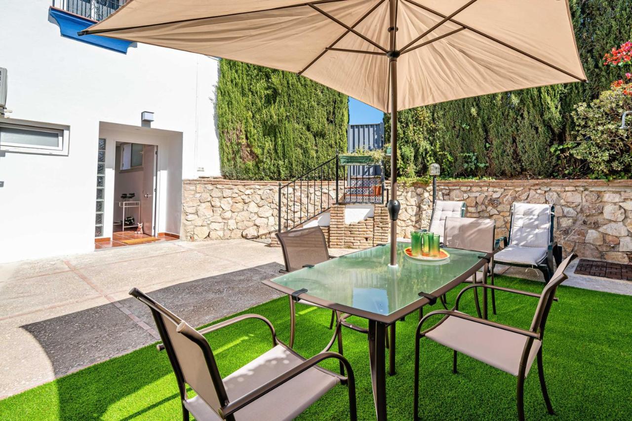 Villa Carmen Garden & Parking Benalmadena Exterior photo